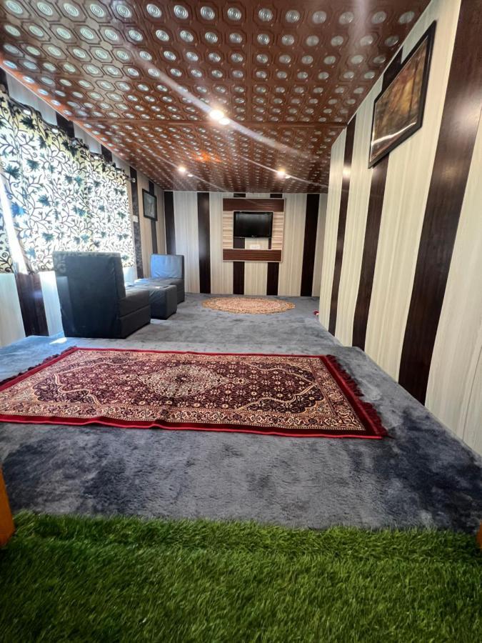 Aristotle Group Of Houseboats & Transportation Hotel Srīnagar Exterior foto